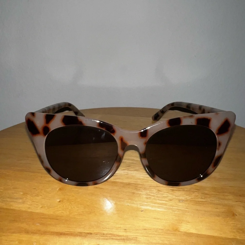Sunglasses - Picture 1 of 2